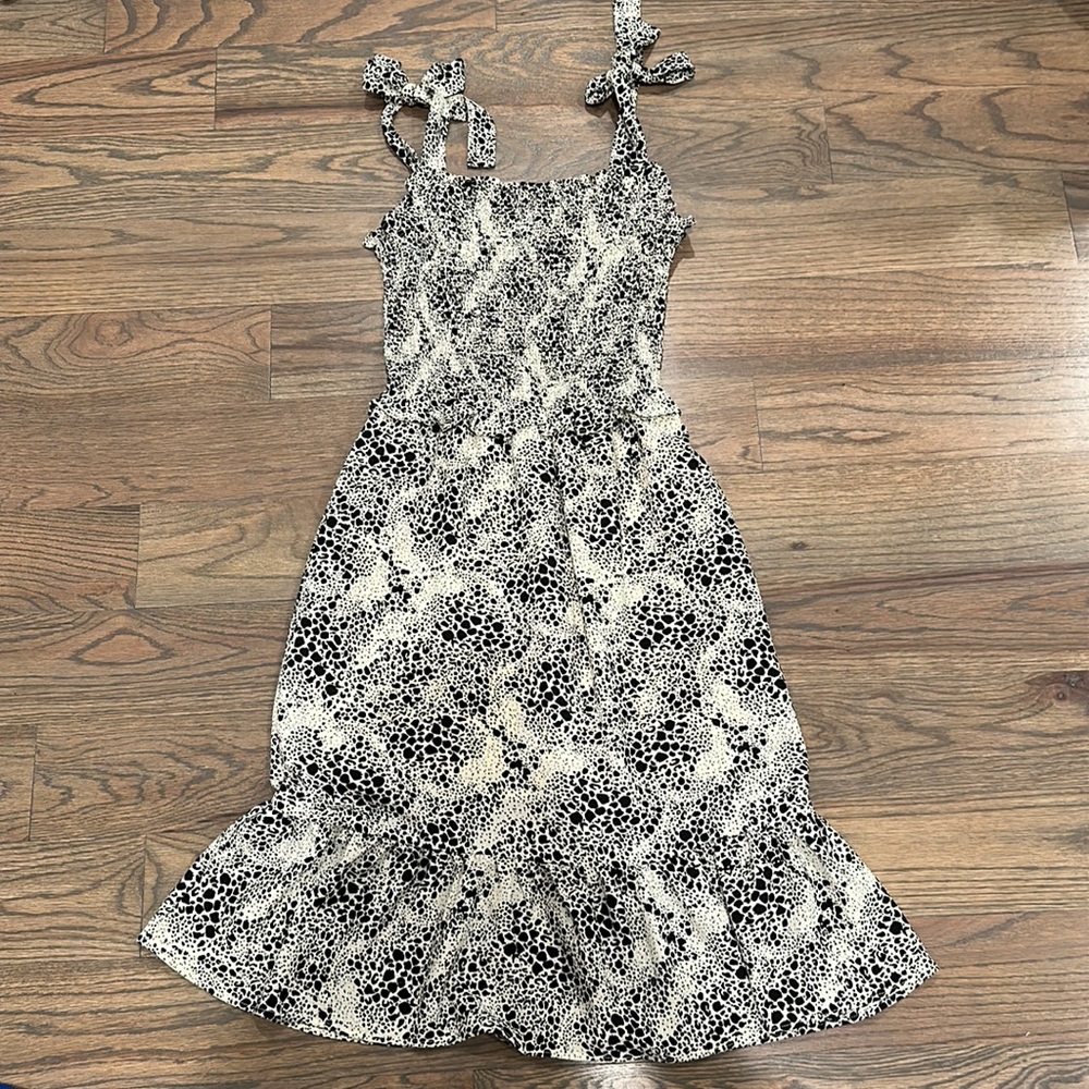 ONE CLOTHING midi dress :)
